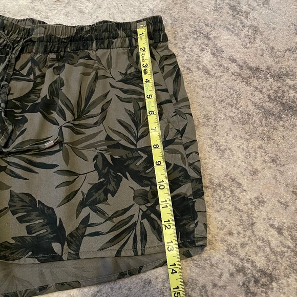 Tropical Green Mid-rise Linen Shorts Old Navy - Picture 8 of 9